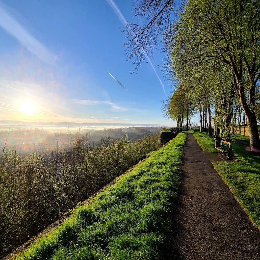 Promenade sur les remparts de Montreuil-sur-Mer 1